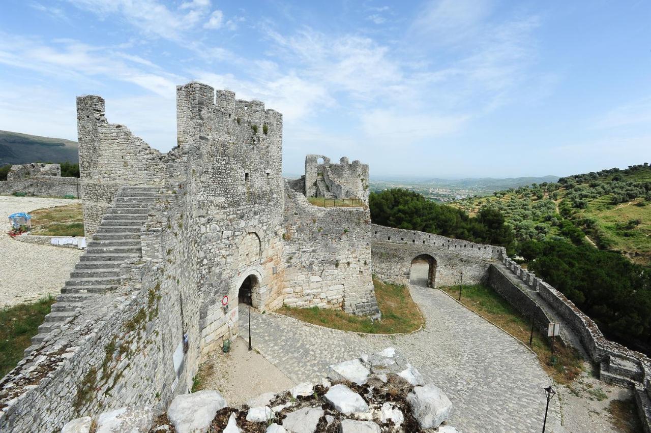 Berati Castle Hotel Luaran gambar